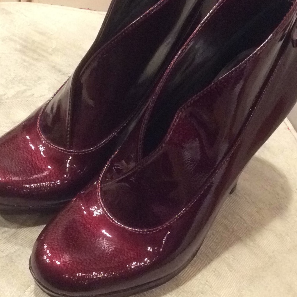 Jessica Simpson Burgundy Platform Shoes Sz 6.5 View 3